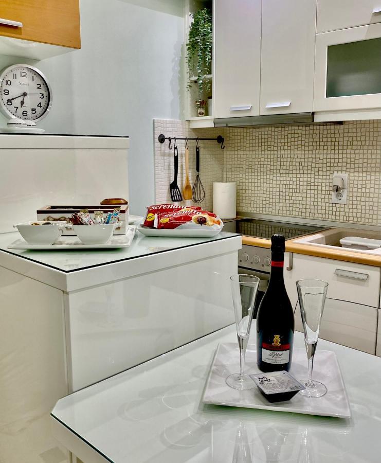Airport Tk Luxury Home Artemida  Zewnętrze zdjęcie